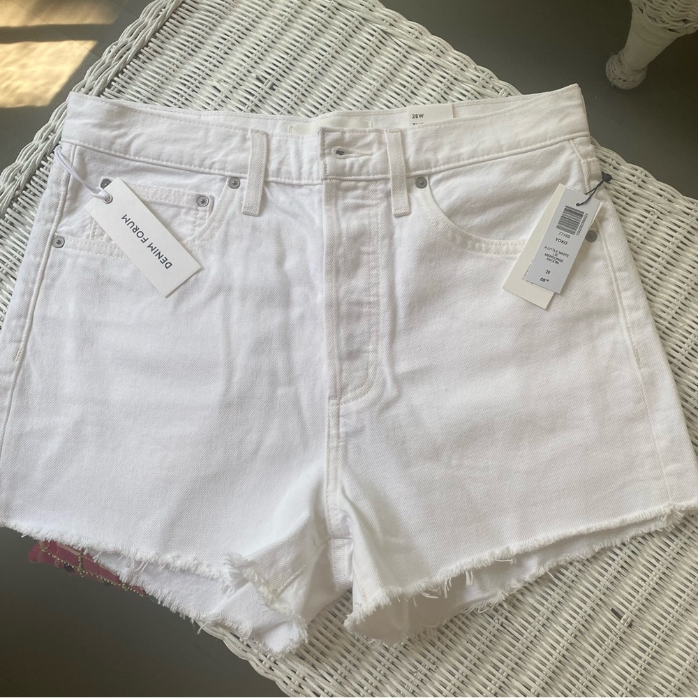 The denim forum yoko white short 28